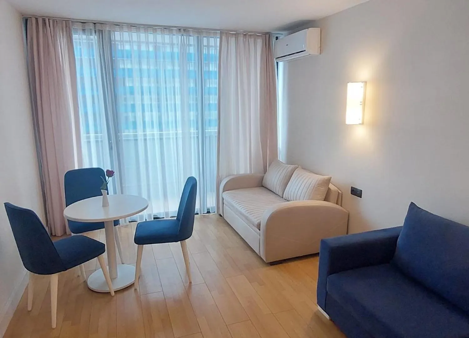 Beach Hotel Orbi City Μπατούμι